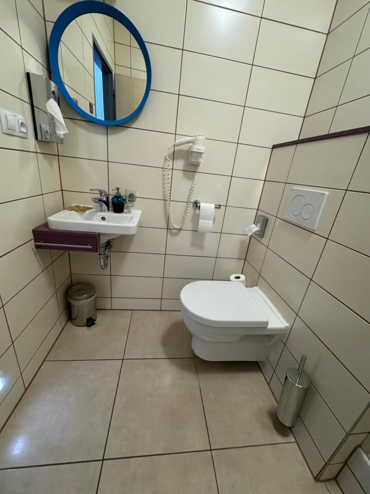 Sport Hotel Sletiste Kladno Extérieur photo