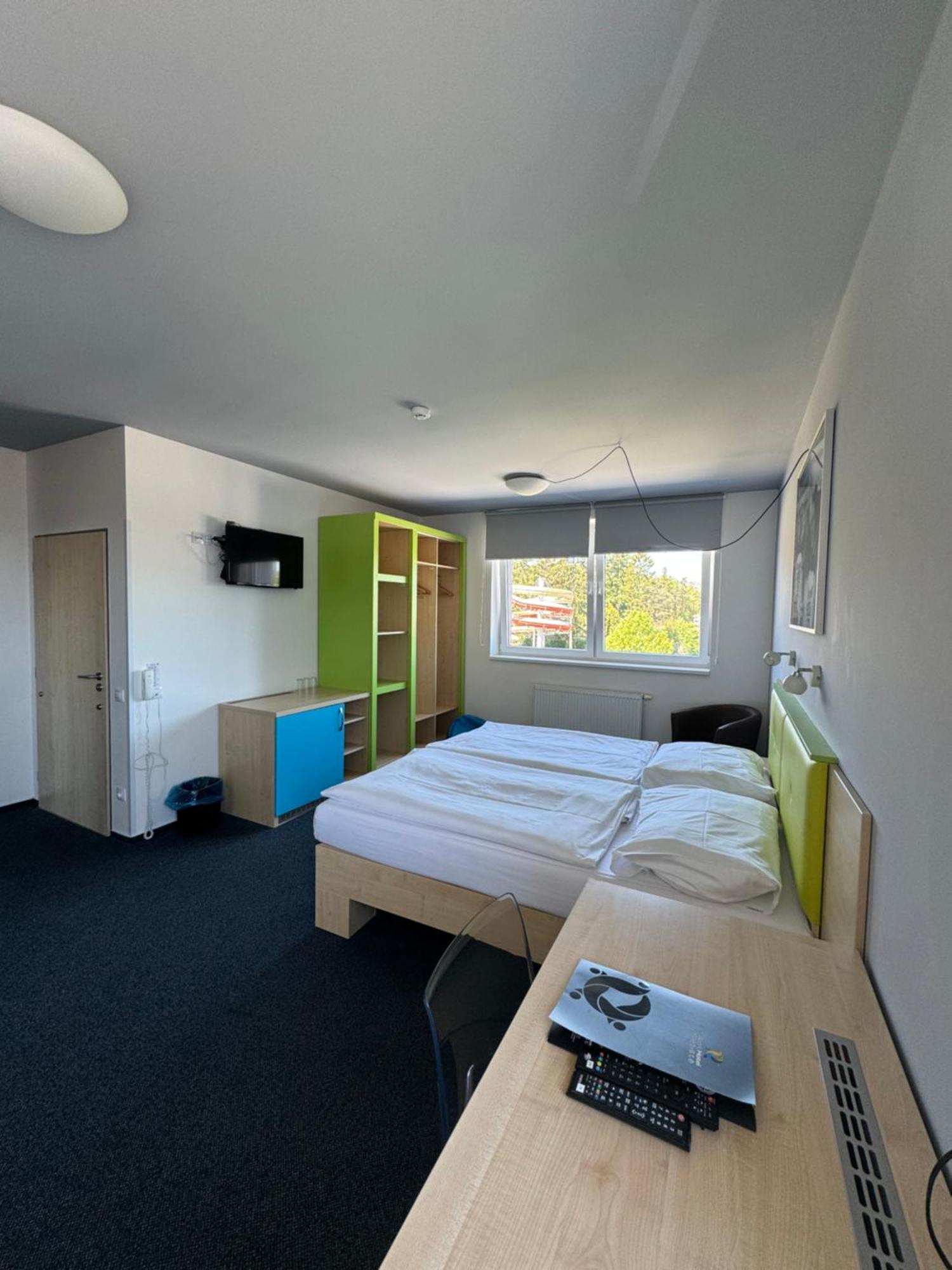 Sport Hotel Sletiste Kladno Extérieur photo